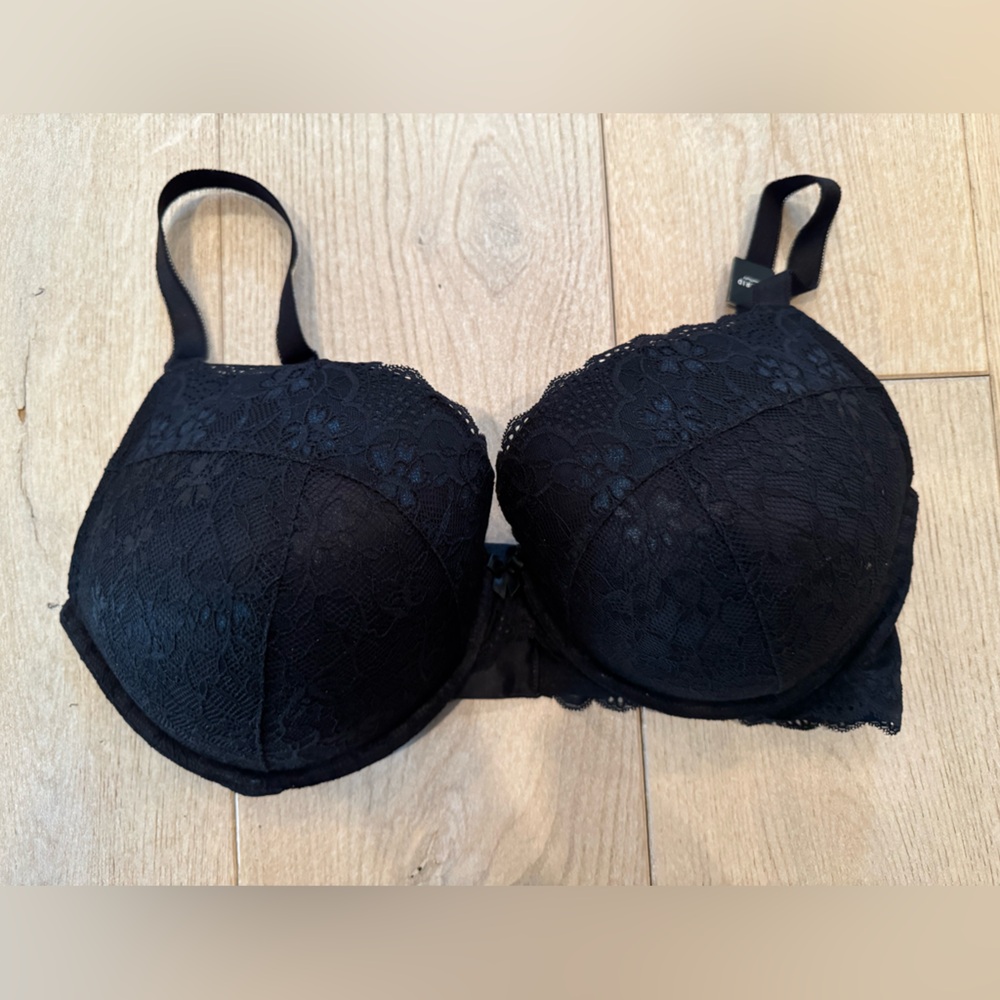 Elegant Black Lace Bra